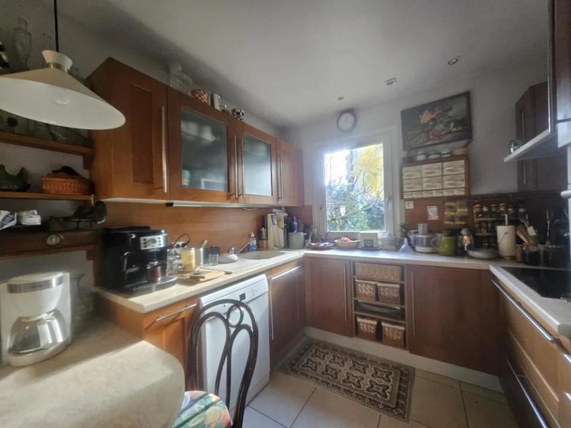 Appartement - 107 m² - 6 pièces