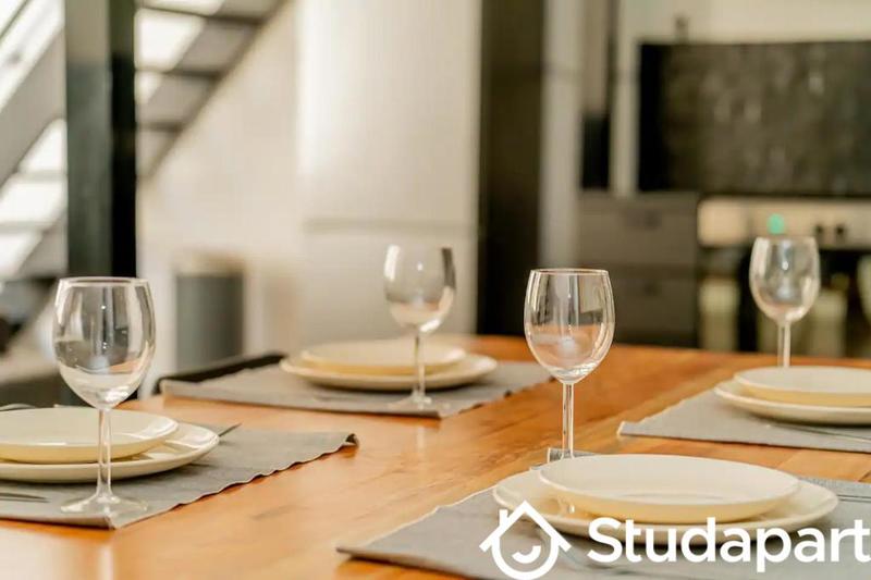 Chambre - 12 m² - 1 pièce