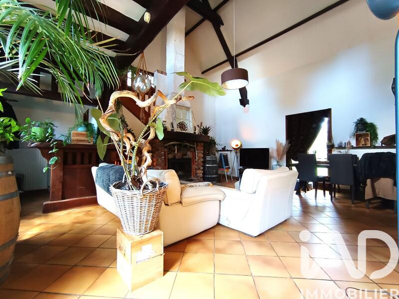 Maison - 144 m² - 6 pièces