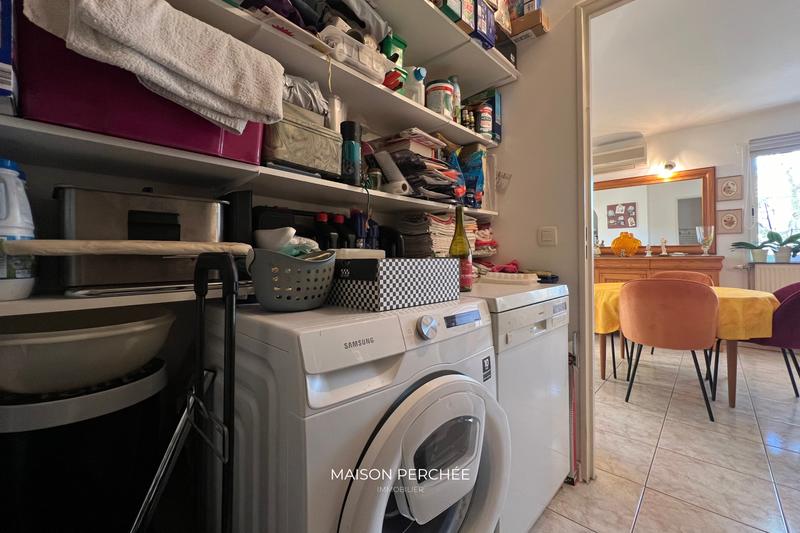 Appartement - 64 m² - 2 pièces