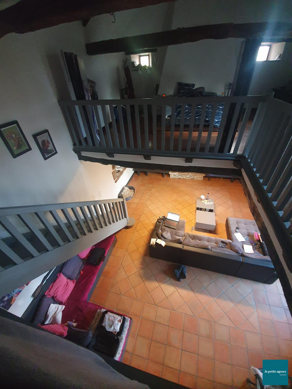 Maison - 254 m² - 6 pièces