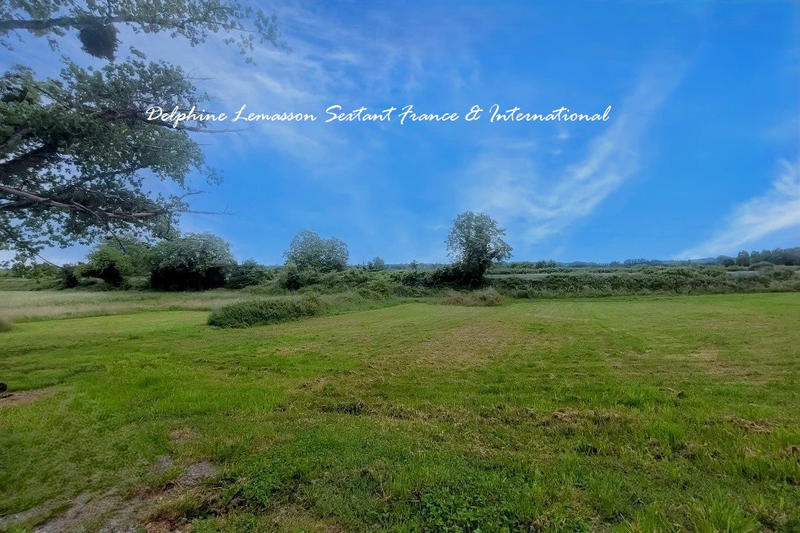 Maison - 400 m² - 11 pièces