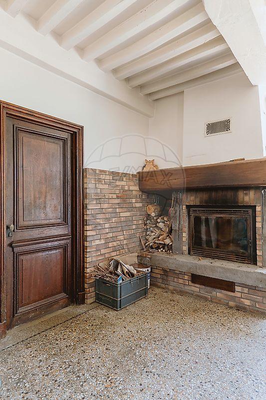 Propriété - 300 m² - 10 pièces