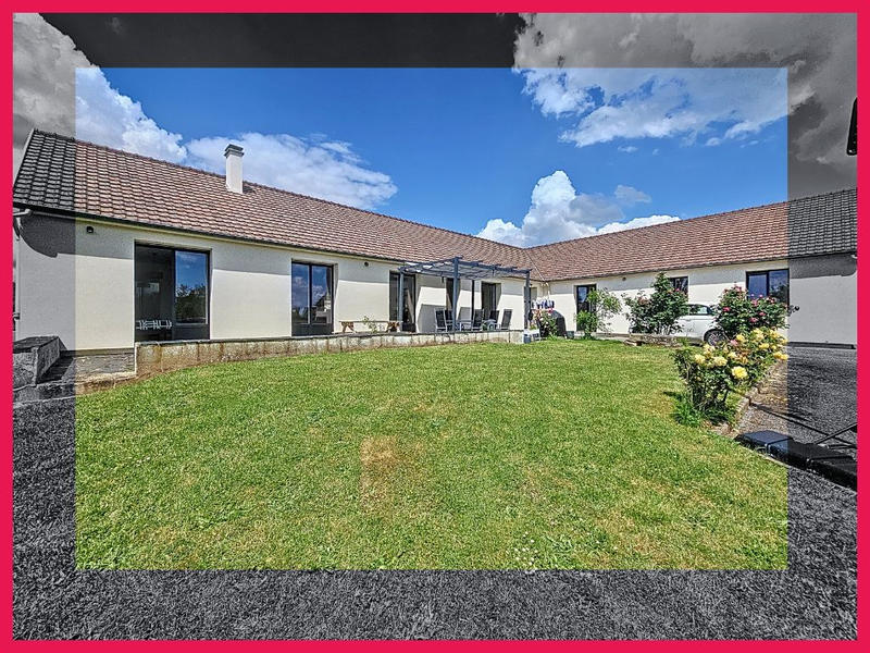 Maison - 260 m² - 10 pièces