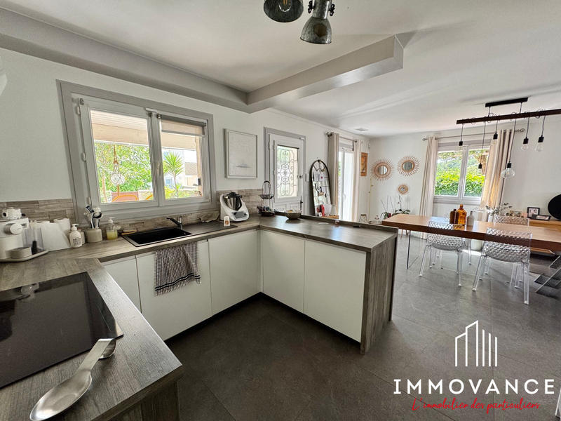 Maison - 123 m² - 6 pièces