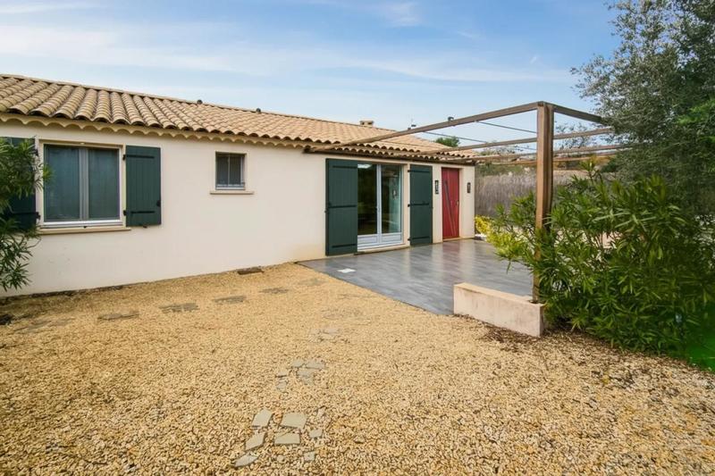 Maison - 94 m² - 4 pièces