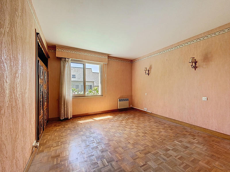 Maison - 143 m² - 5 pièces