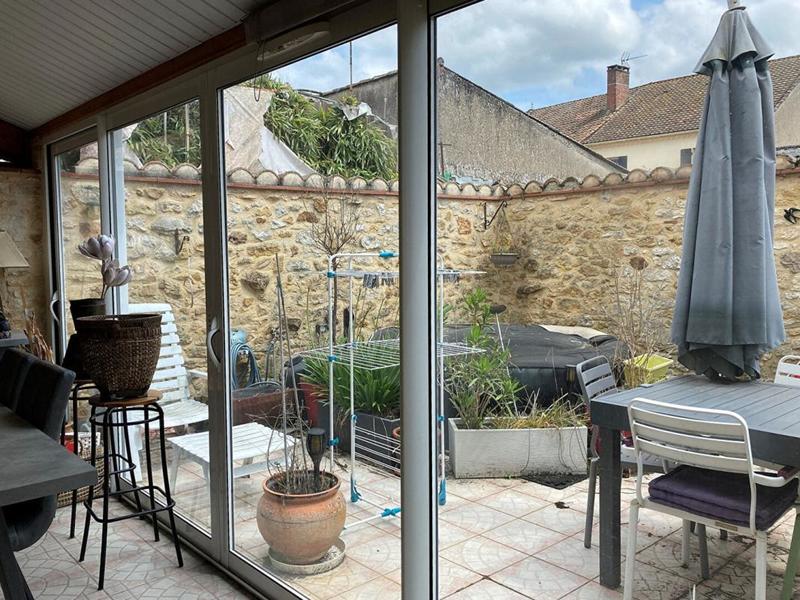 Immeuble - 110 m² - 6 pièces