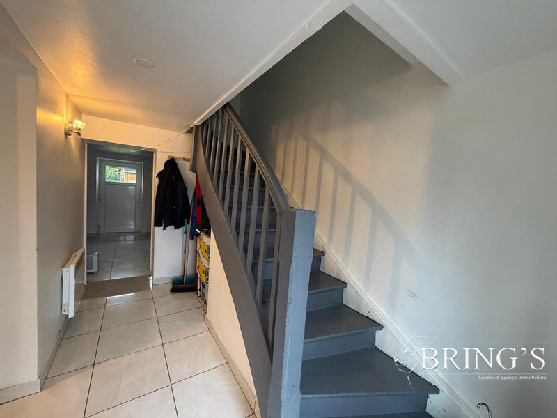 Maison - 80 m² - 5 pièces