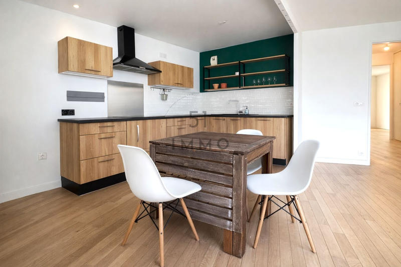 Appartement - 65 m² - 3 pièces