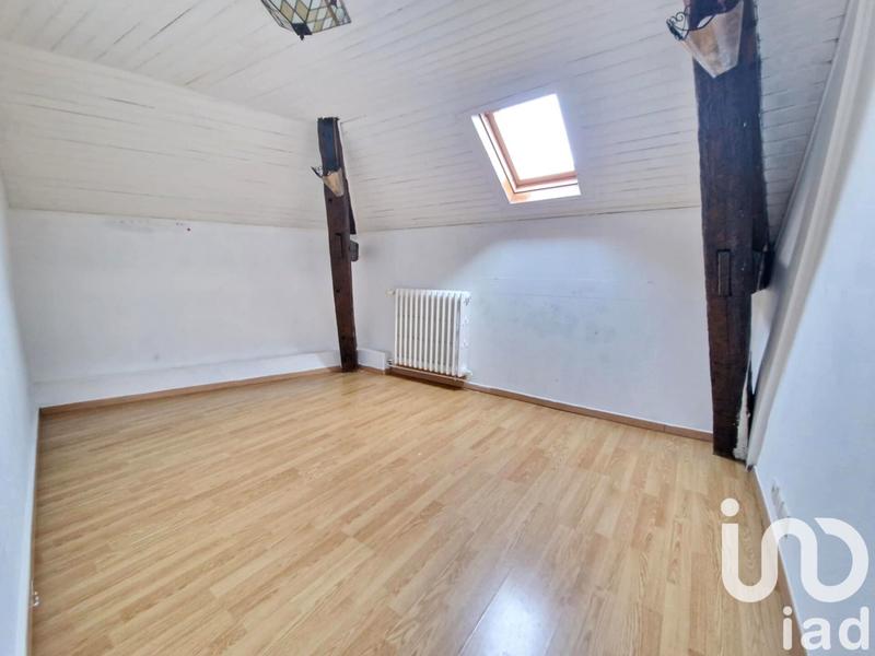 Maison - 200 m² - 10 pièces