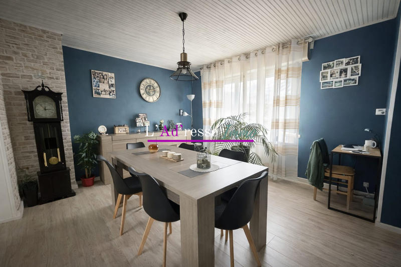 Maison - 80 m² - 5 pièces