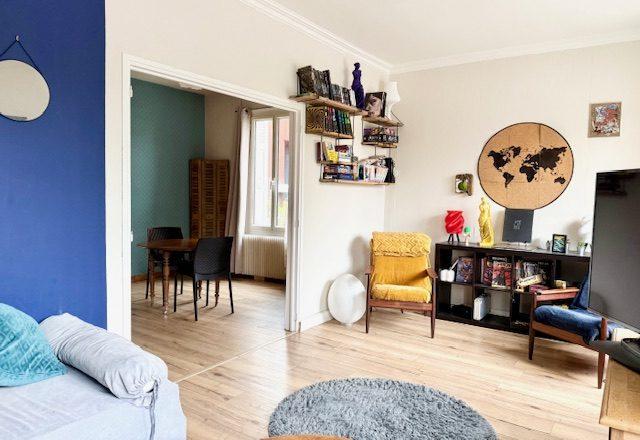 Maison - 94 m² - 6 pièces