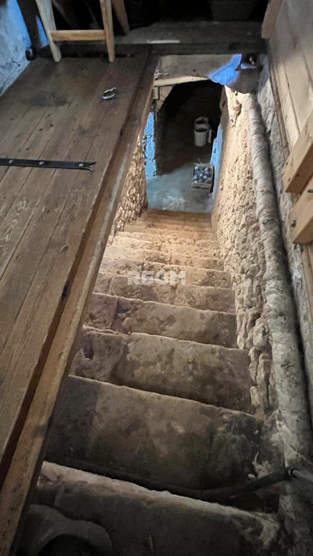 Maison - 185 m² - 7 pièces