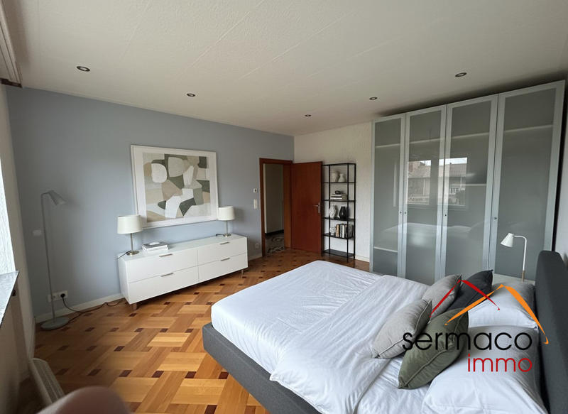 Maison - 102 m² - 4 pièces