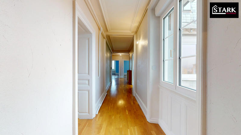 Appartement - 157 m² - 5 pièces