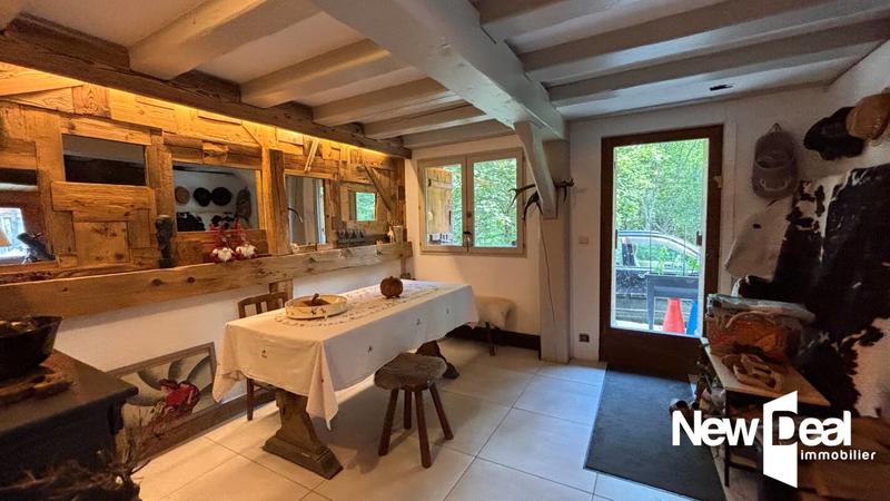 Maison en pierre - 186 m² - 13 pièces