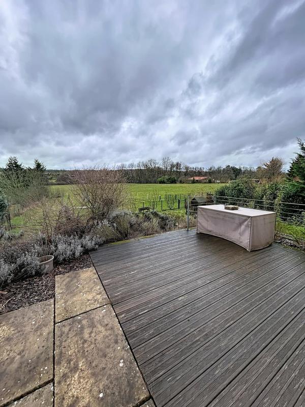 Maison - 190 m² - 5 pièces