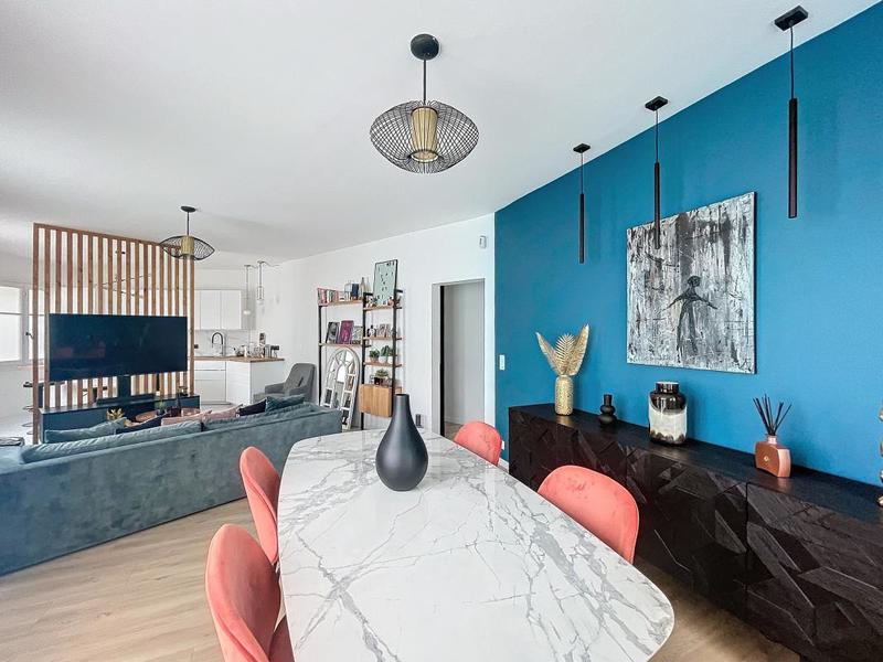 Appartement - 95 m² - 4 pièces