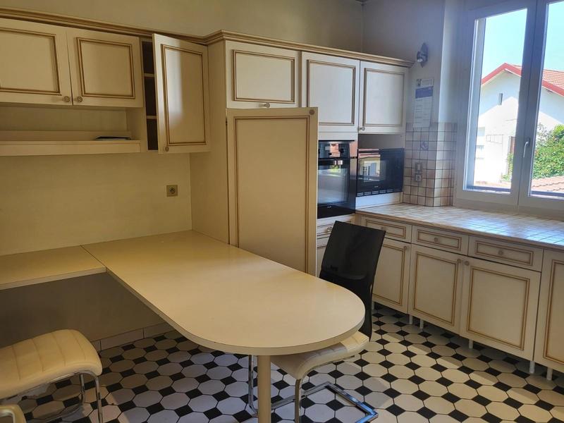 Maison - 142 m² - 7 pièces