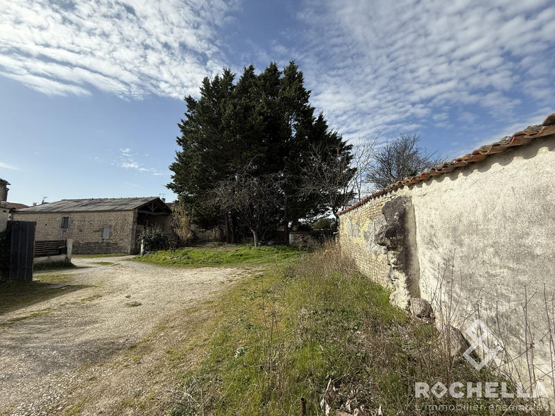 Maison ancienne - 183 m² - 8 pièces
