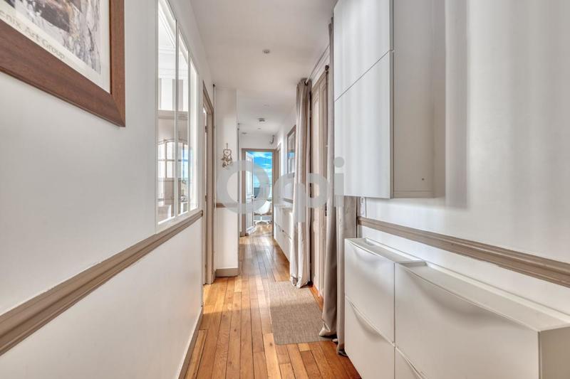 Appartement - 79 m² - 4 pièces