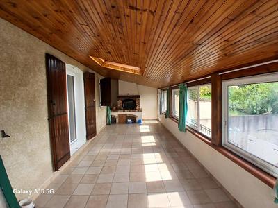 Maison - 102 m² - 5 pièces