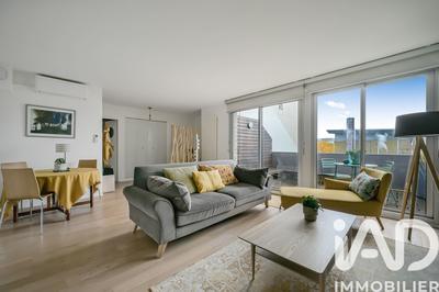 Appartement - 90 m² - 4 pièces