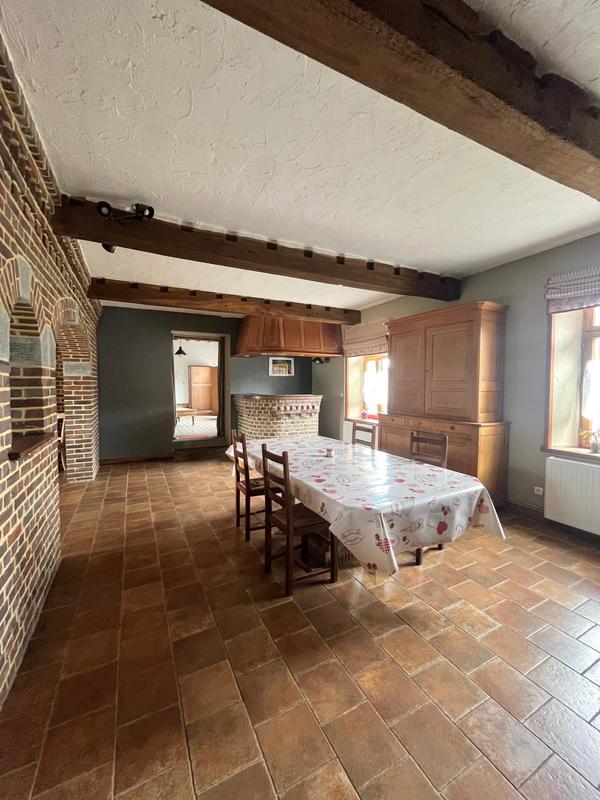 Maison - 304 m² - 10 pièces