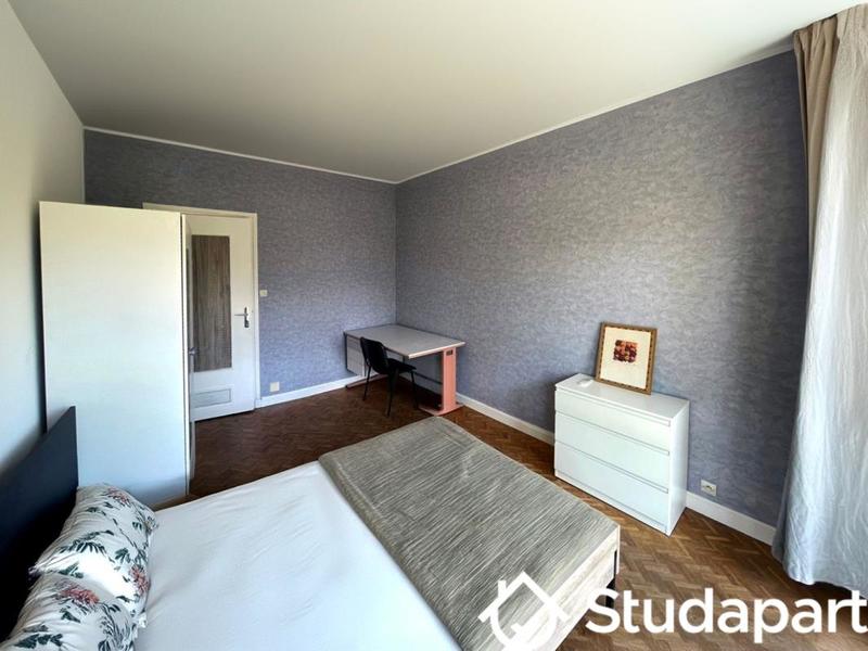 Chambre - 14 m² - 1 pièce