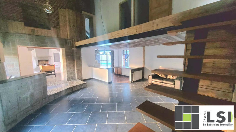 Maison - 245 m² - 8 pièces