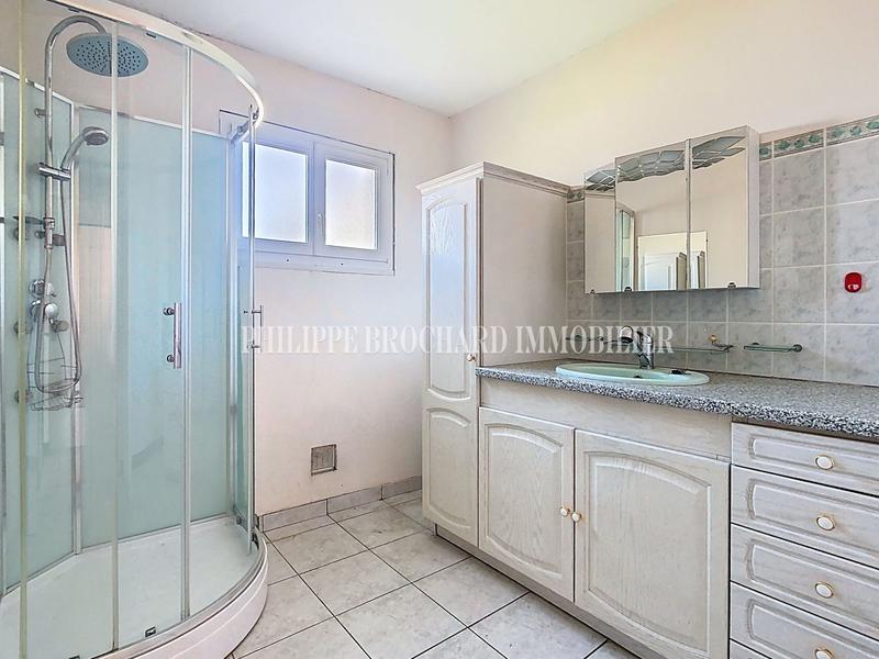 Maison ancienne - 177 m² - 9 pièces