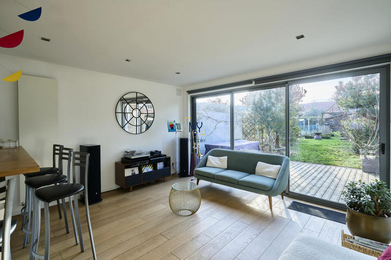 Maison - 122 m² - 5 pièces