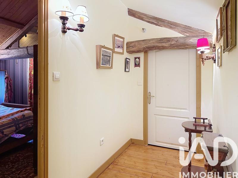 Maison de village - 250 m² - 6 pièces