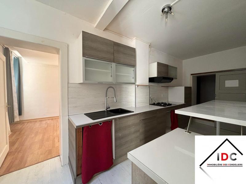 Appartement - 83 m² - 4 pièces