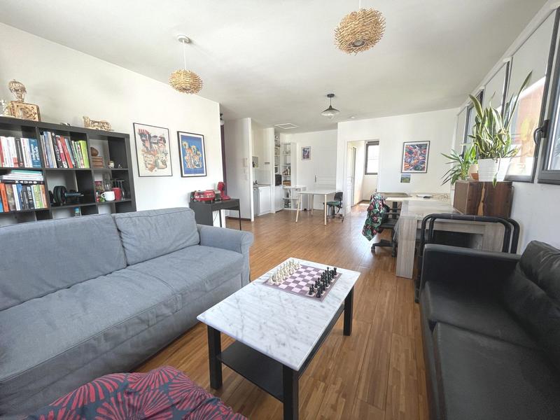 Appartement - 65 m² - 3 pièces