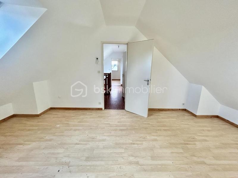 Maison traditionnelle - 106 m² - 5 pièces