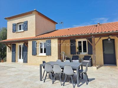 Villa - 136 m² - 6 pièces