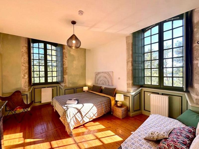 Château - 1 600 m² - 50 pièces