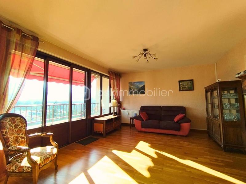 Appartement - 103 m² - 5 pièces