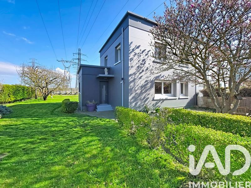 Maison - 103 m² - 5 pièces