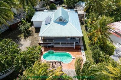 Maison - 108 m² - 5 pièces