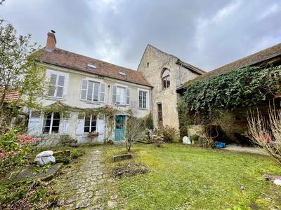 Maison - 225 m² - 6 pièces