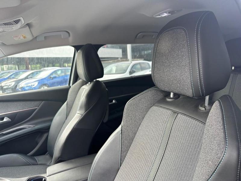 Peugeot 5008 II (2) 1.5 Bluehdi 130 s&amp;S Allure Pack Eat8