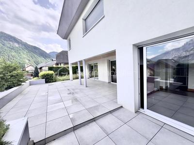 Maison - 177 m² - 6 pièces