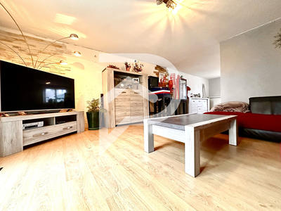 Maison - 140 m² - 4 pièces