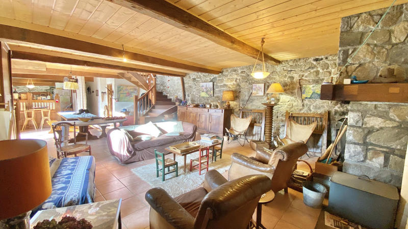 Maison - 148 m² - 5 pièces