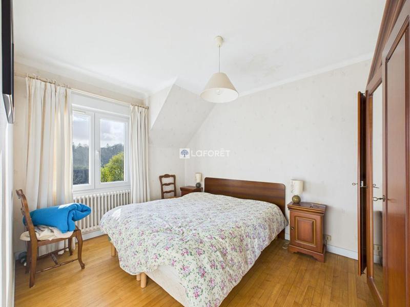 Maison - 144 m² - 7 pièces