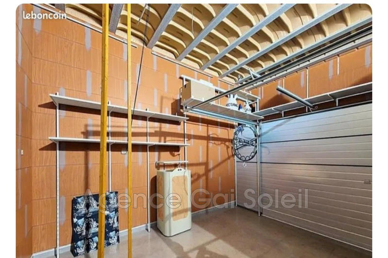 Villa - 80 m² - 4 pièces