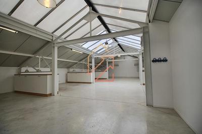 Local commercial - 448 m²